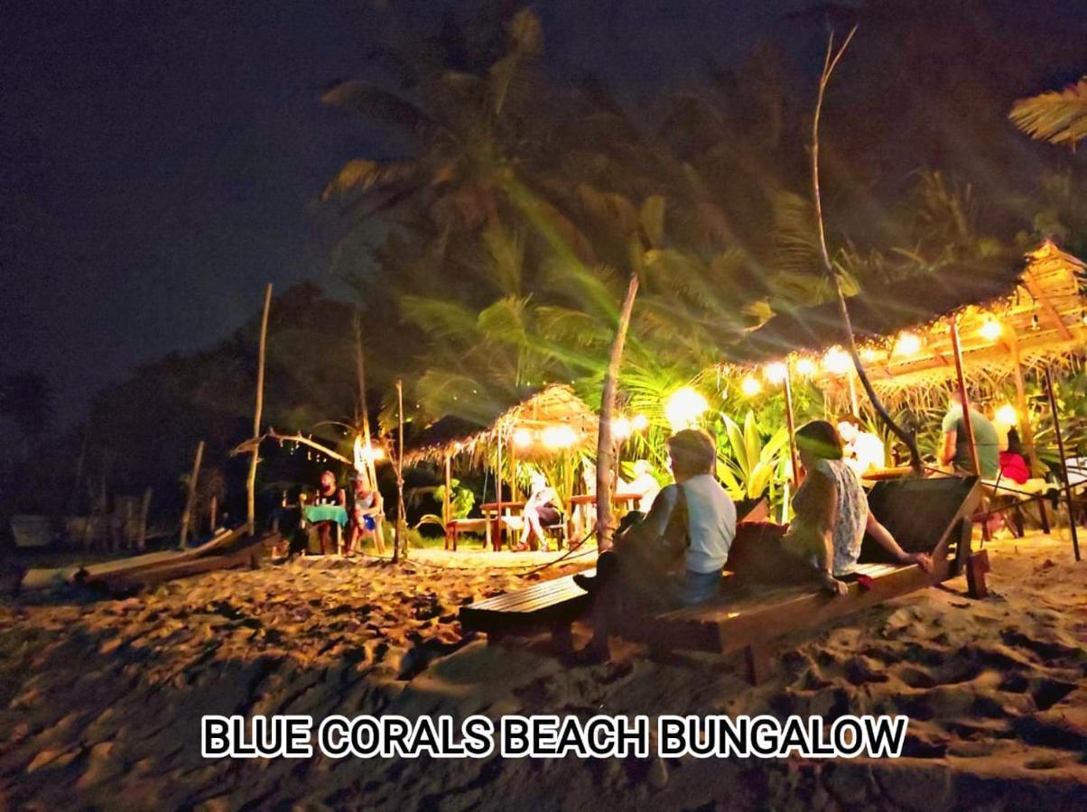 Blue Corals Beach Bungalow Матара Экстерьер фото